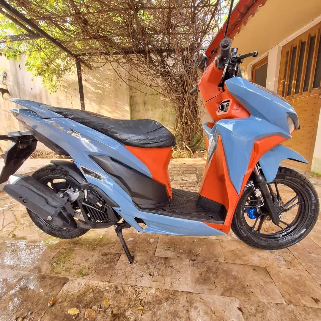 کلیک ۱۵۰ مدل ۱۴۰۱ درحد|موتورسیکلت|رشت, هلال احمر|دیوار