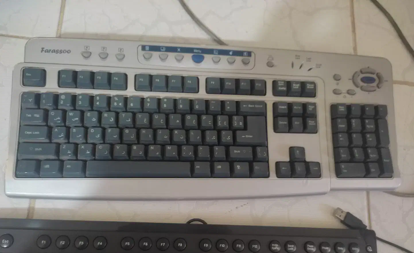 کیبورد کامپیوتر|قطعات و لوازم جانبی رایانه|پرند, فاز ۳|دیوار