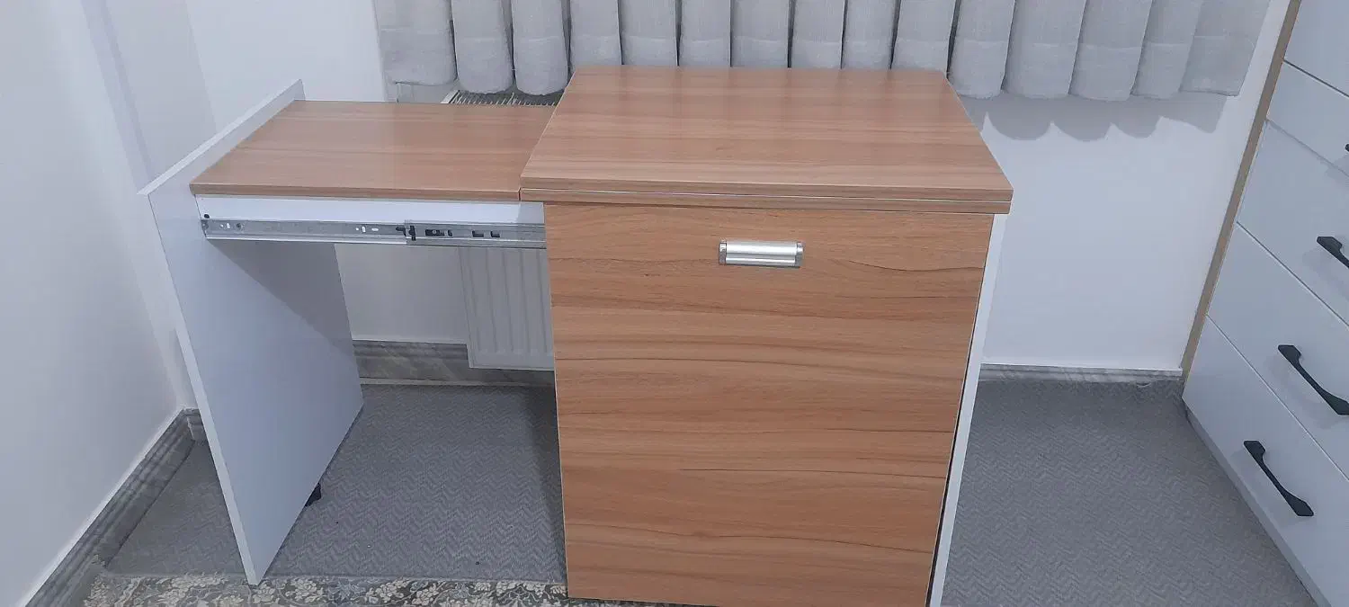 میز آرایشی و میز تحریر جادویی|میز تحریر و کامپیوتر|شهریار, شهرک شاهد|دیوار