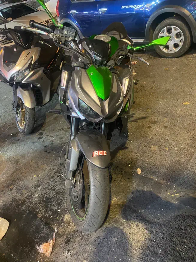 Z 1000|موتورسیکلت|تهران, استقلال|دیوار