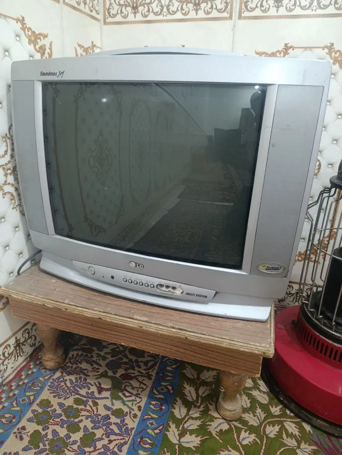 تلویزیون 21ال جی|تلویزیون و پروژکتور|زابل, |دیوار