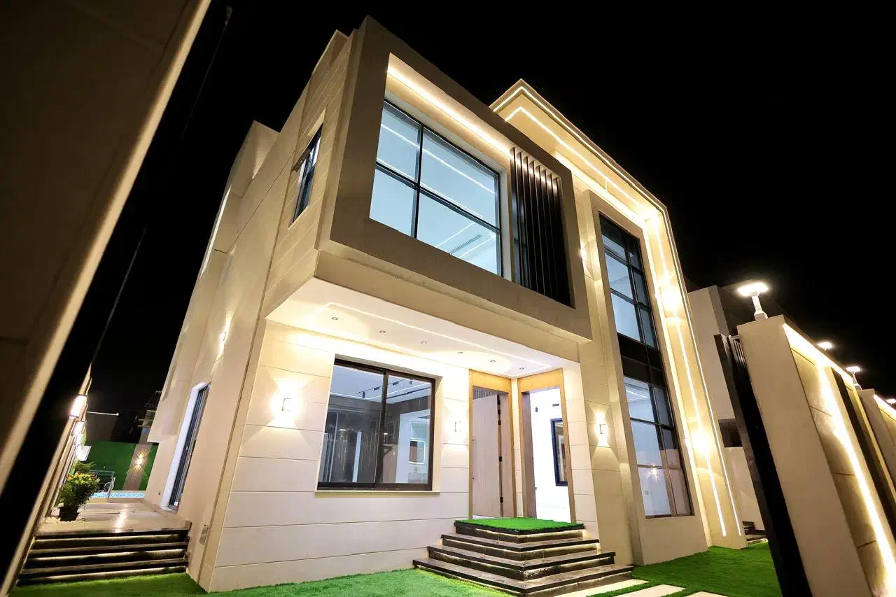 ویلایی پنج خواب عجمان ۳۸۰متر مناسب اقامت طلایی|فروش خانه و ویلا|بستک, |دیوار