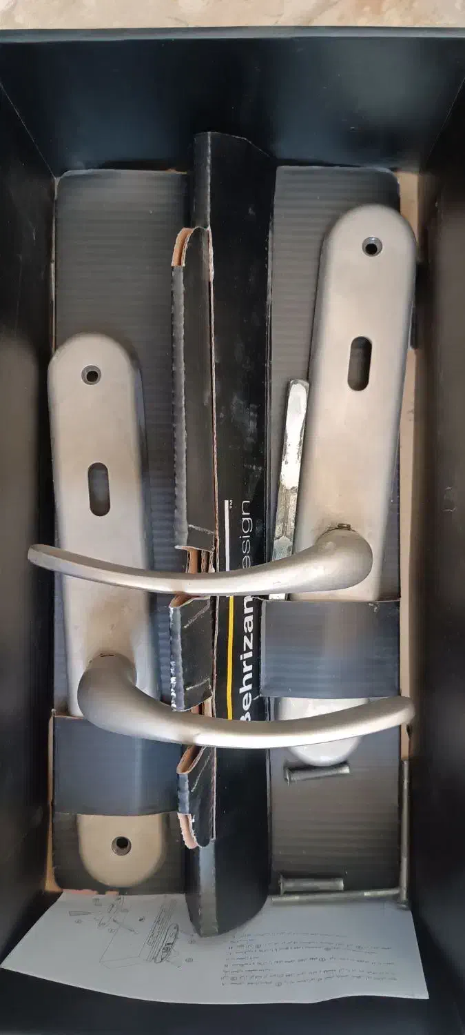 دستگیره|مصالح و تجهیزات ساختمان|قم, بنیاد|دیوار