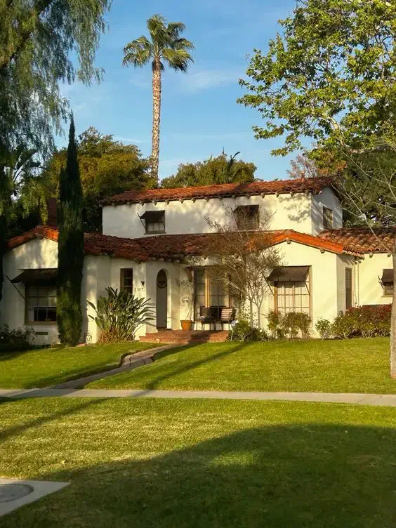 زمین ۳۵۰ متری با بنای دوبلکس شیک -دریاگوشه متل قو|فروش خانه و ویلا|سلمان‌شهر, |دیوار