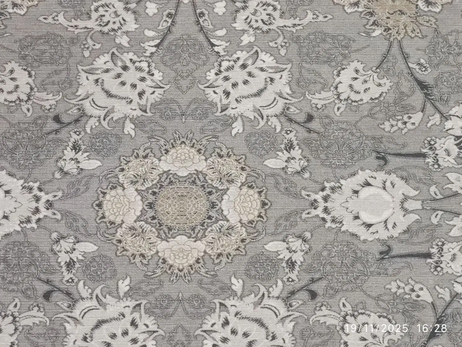 روفرشی کش دار مخمل شانل رنگ  طوسی|روفرشی|تهران, دولاب|دیوار