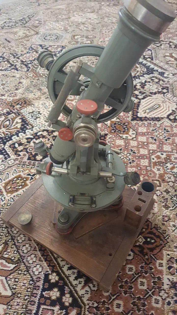 تئودولیت ساختمانی|مصالح و تجهیزات ساختمان|بادرود, |دیوار