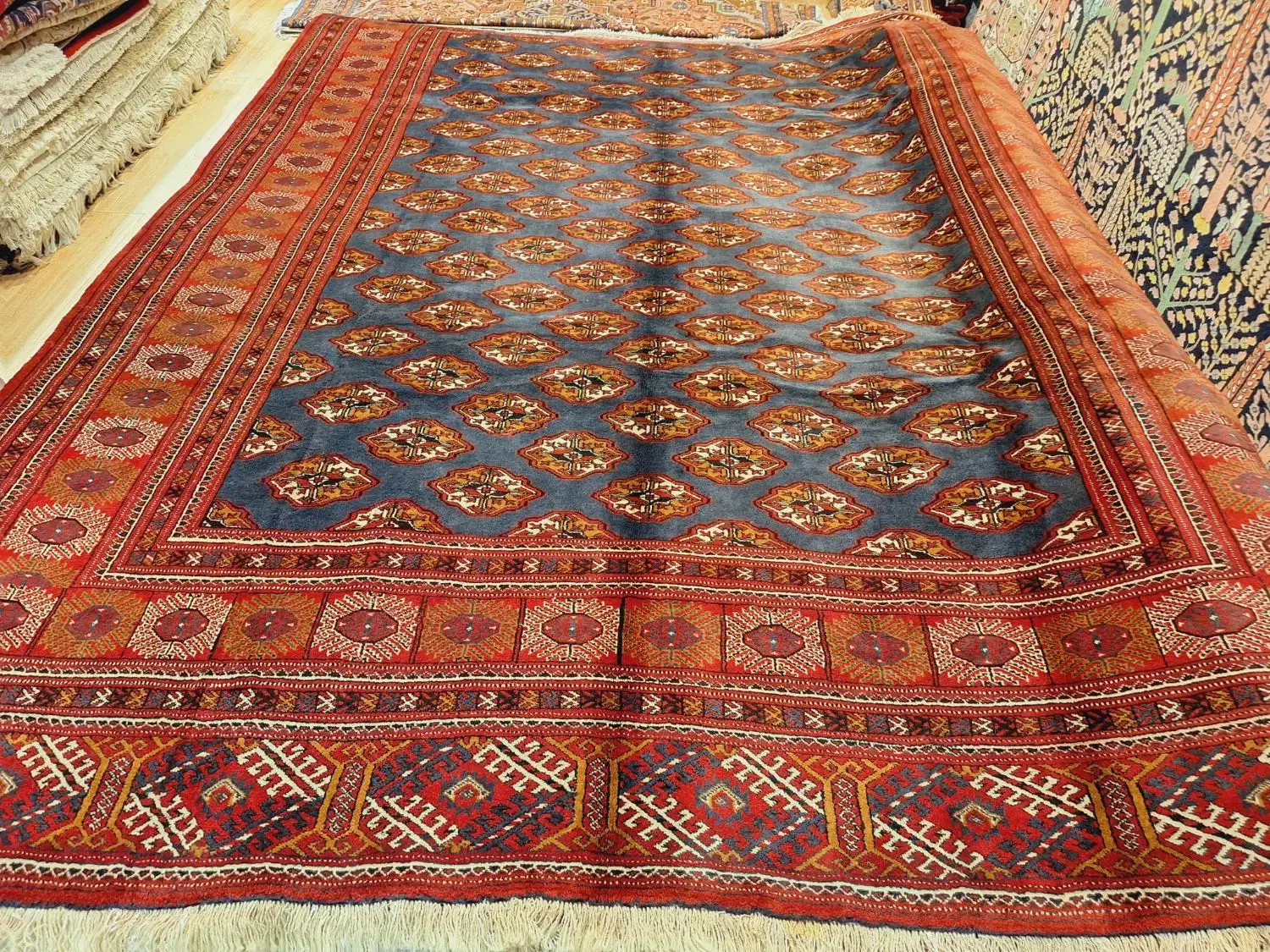 ۹متری دستباف ترکمن رنگ خاص|فرش|تهران, اکباتان|دیوار