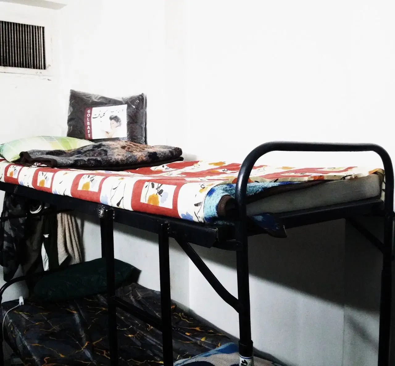 خوابگاه و اقامتگاه و پانسیون پسرانه جوان|اجارهٔ کوتاه‌مدت آپارتمان و سوئیت|تهران, نارمک|دیوار