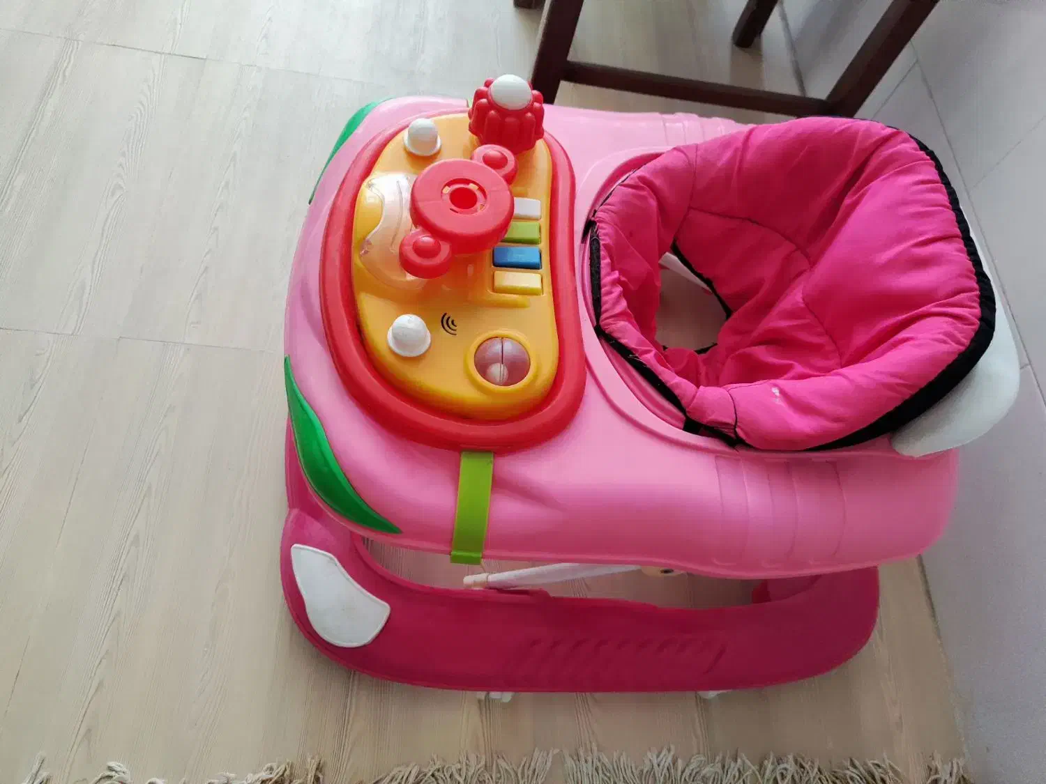 روروک|کالسکه و لوازم جانبی|نیشابور, بنیاد شهید|دیوار