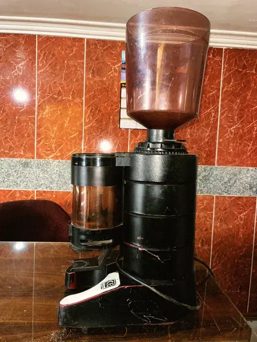 آسیاب قهوه|کافیشاپ و رستوران|کلاردشت, |دیوار