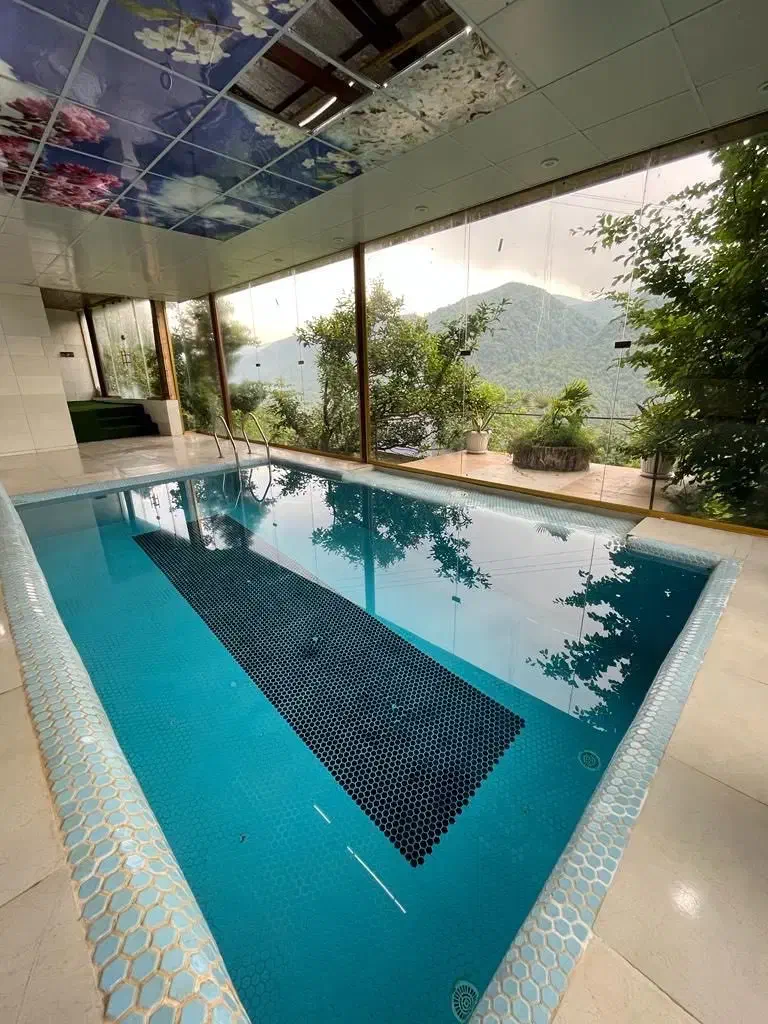 ویلا جنگلی اربه کله استخر شیشه ای ویو جنگل|اجارهٔ کوتاه‌مدت ویلا و باغ|رامسر, |دیوار