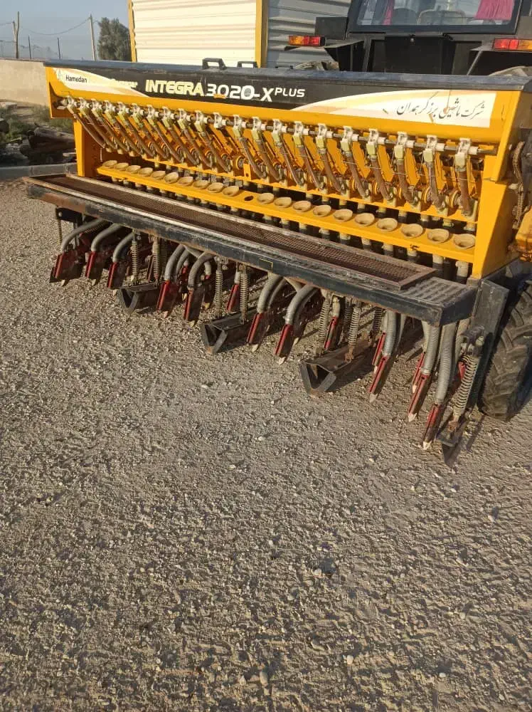 ردیف کار تراکتور برزگر همدان|خودرو سنگین|باوی, |دیوار