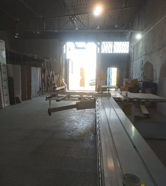 استخدام نیرو برشکار MDF|استخدام معماری، عمران و ساختمانی|شهرضا, |دیوار