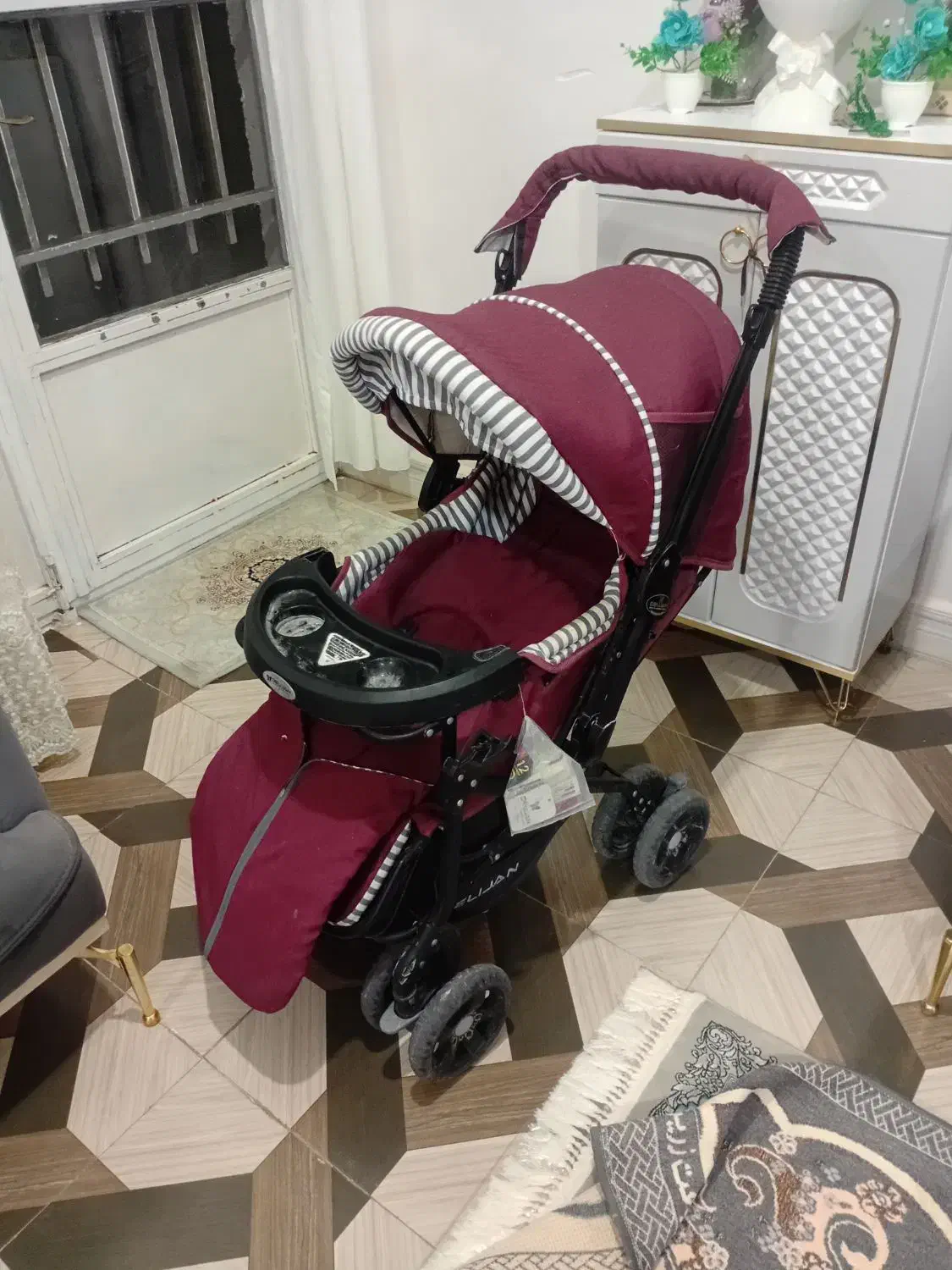 کالاسکه بچه|کالسکه و لوازم جانبی|نهاوند, |دیوار