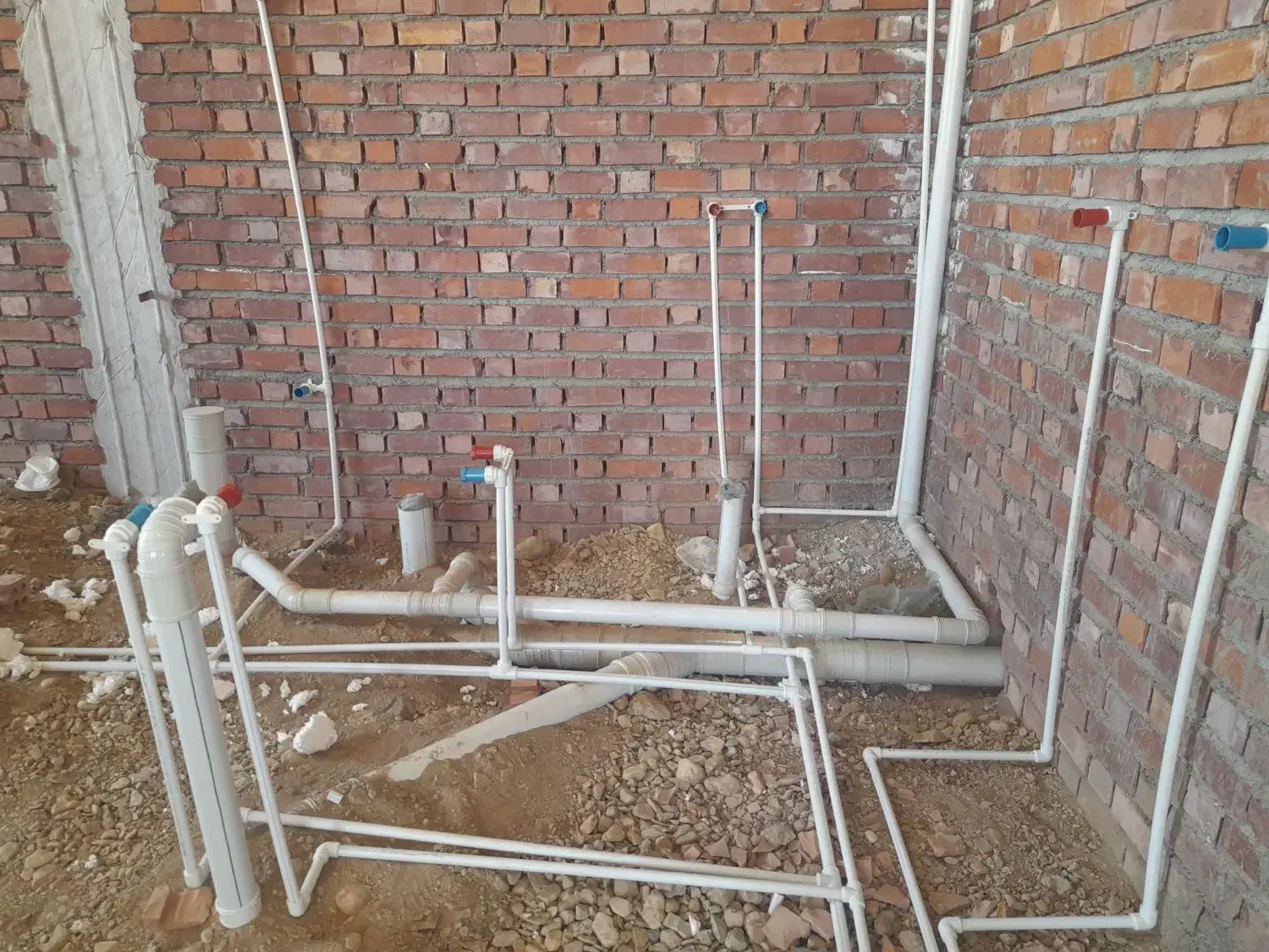 نصب رادیاتور ولوله کشی|خدمات پیشه و مهارت|زرند, |دیوار