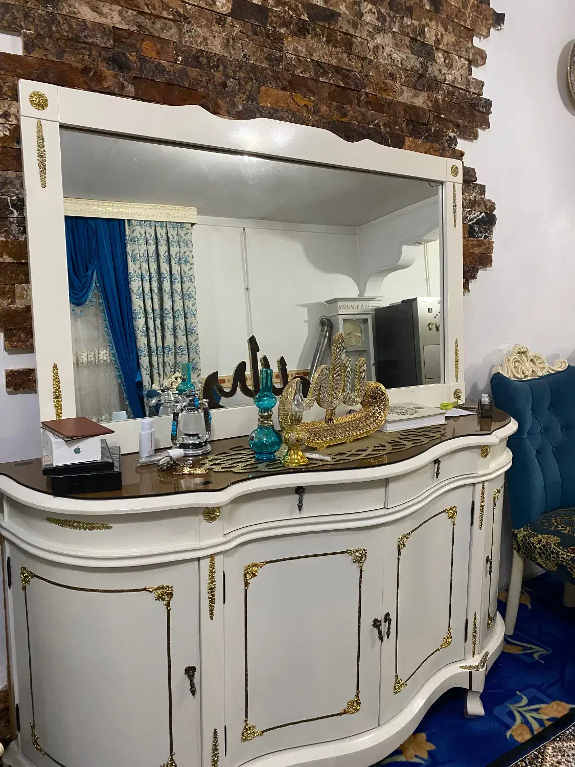 کنسول|بوفه، ویترین، کنسول|قیدار, |دیوار