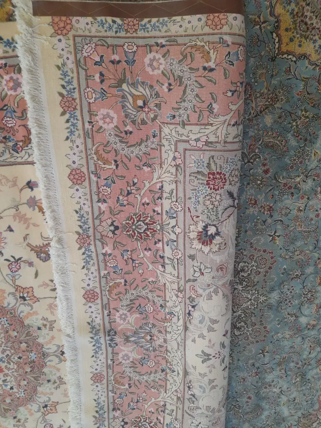 فرش دست باف|فرش|اصفهان, فرهنگیان|دیوار