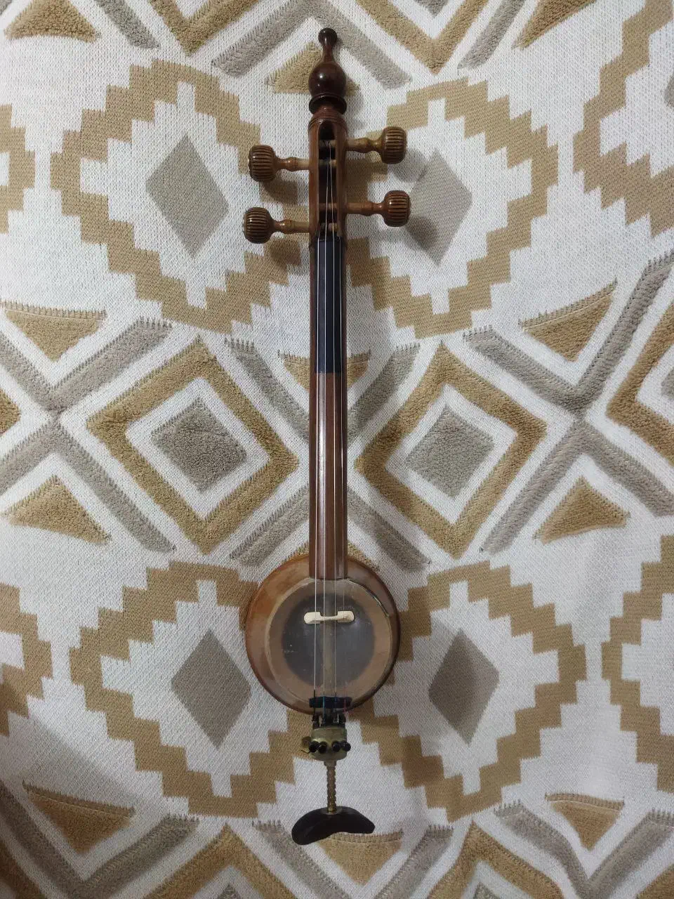 کمانچه ملکی|سازهای سنتی|آبدانان, |دیوار