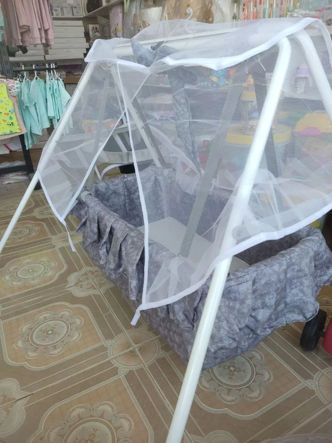 گهواره نوزادی|تخت و صندلی بچه|قشم, |دیوار