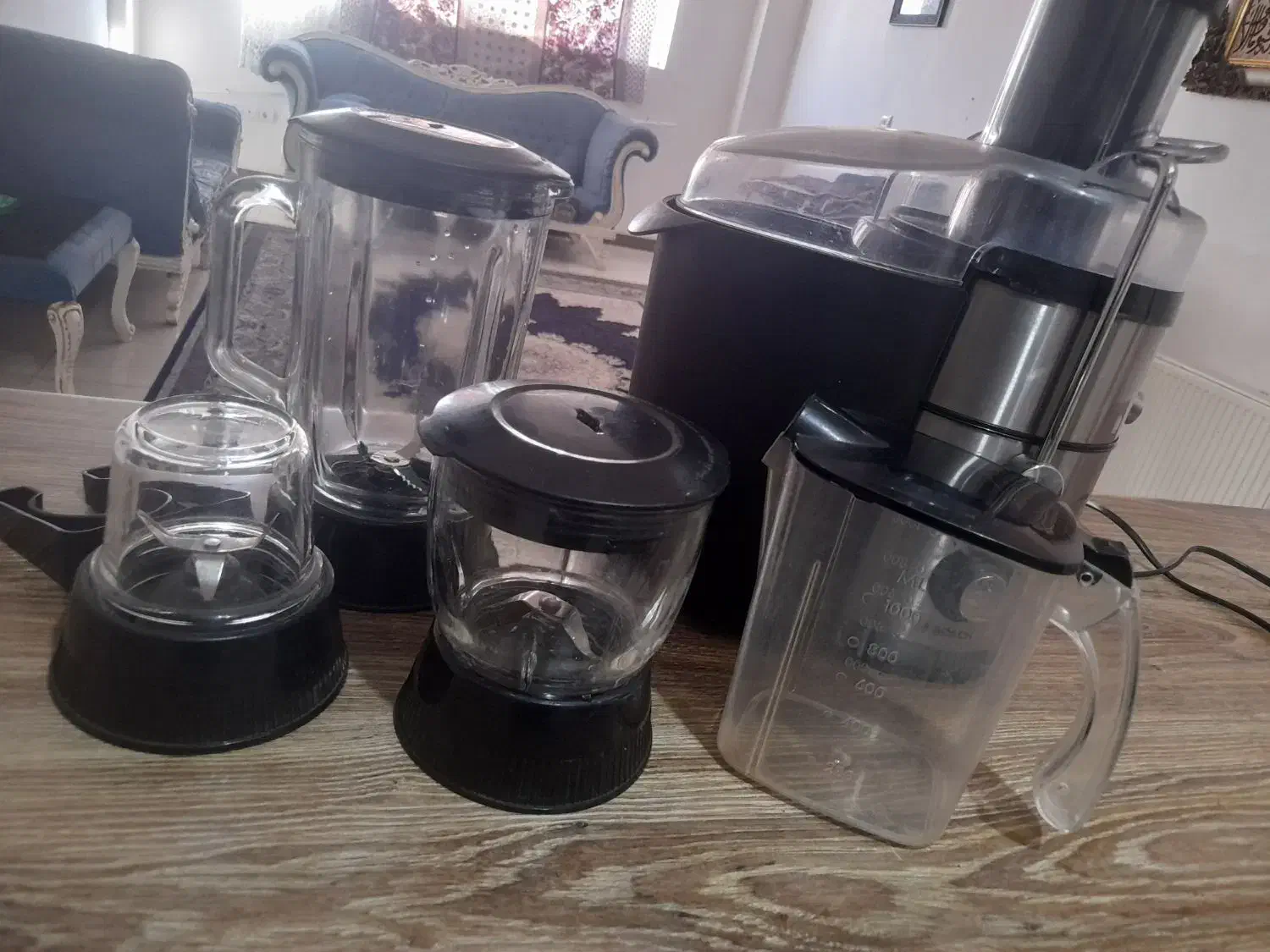 آبمیوه گیری ۴کاره بوش اصلی|آبمیوهگیر و آبمرکباتگیر|فولادشهر, مسکن مهر فولادشهر|دیوار