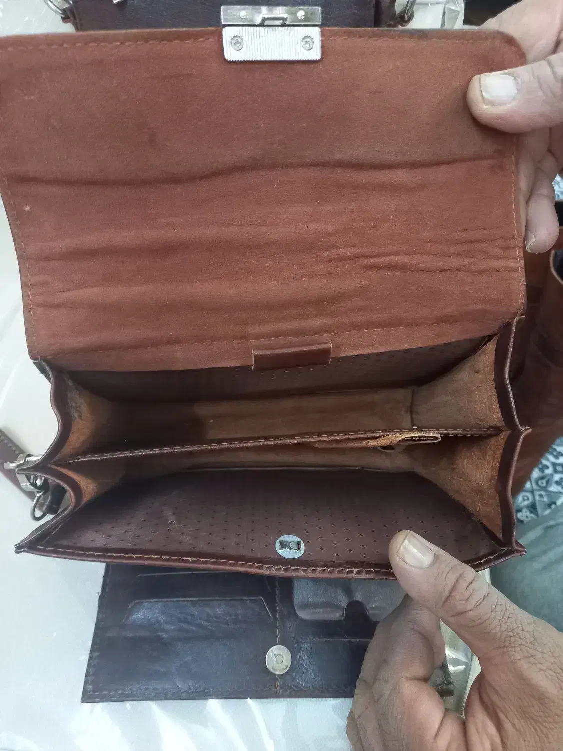 دوعدد کیف چرم مردانه|کیف، کفش، کمربند|محمدشهر, شهرک پیام (مهرالبرز)|دیوار