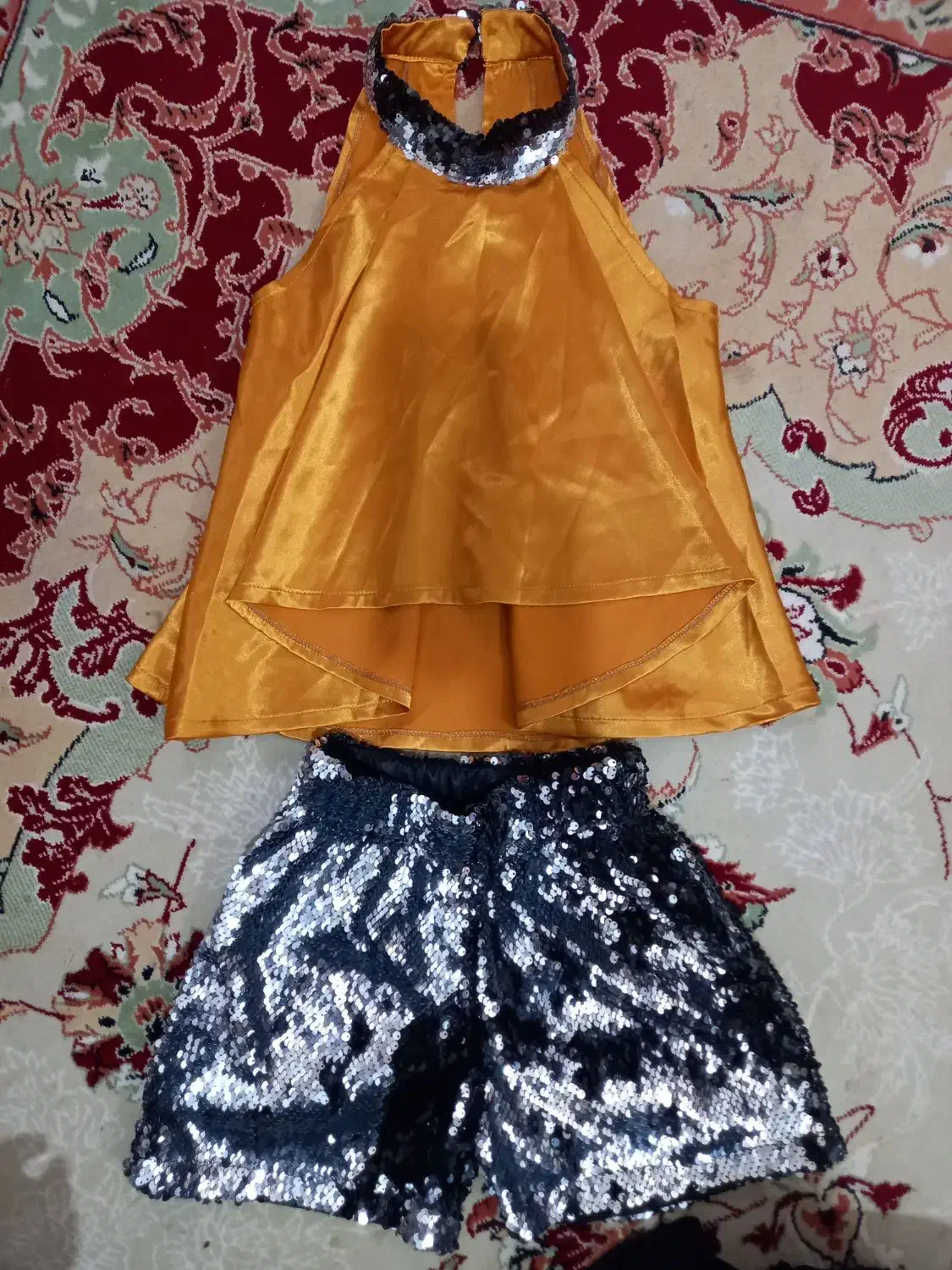 تعدادی لباس بچه گانه درحدنو تمیز|لباس|آبادان, |دیوار