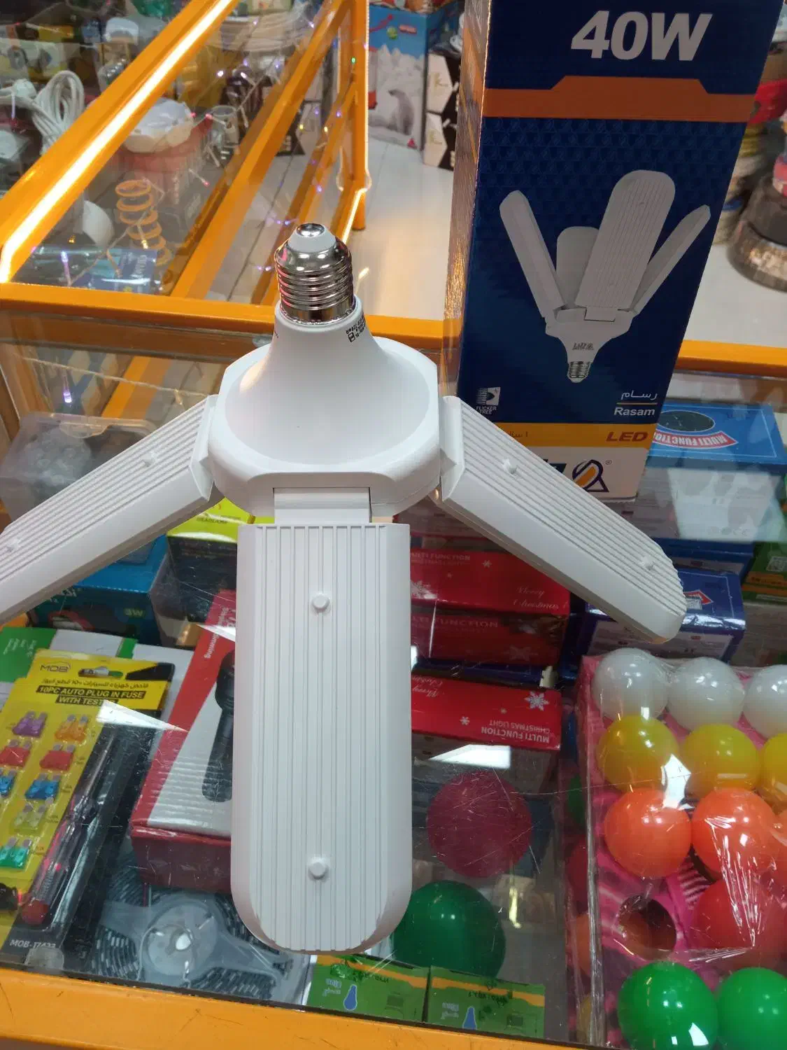 لامپ رسام ۴۰وات متحرک شیک باگارانتی، قیمت فقط ۳۷۰ت|لامپ و چراغ|تبریز, |دیوار