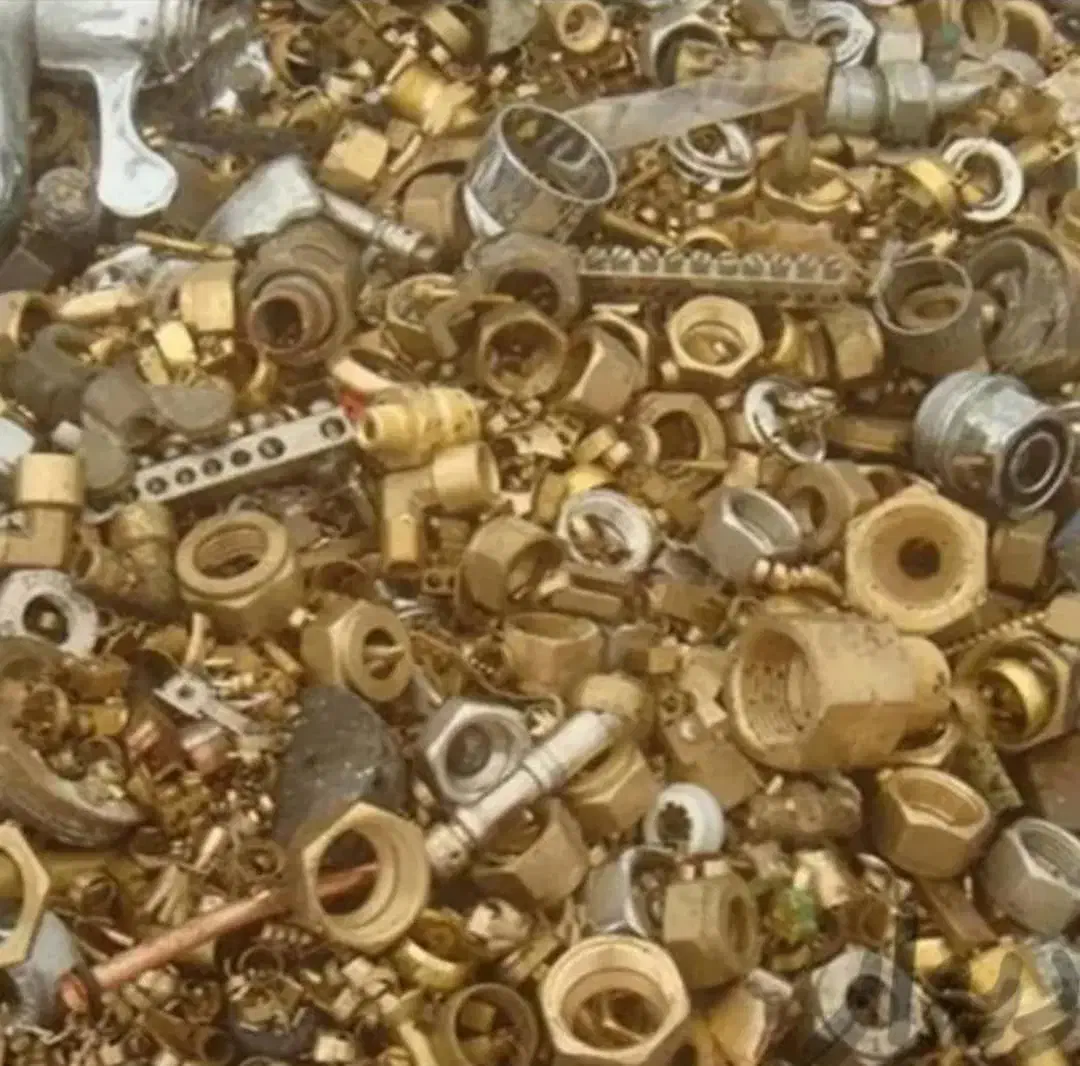 خرید و فروش لوستر و آینه کنسول و قطعات برنز|لوستر و چراغ آویز|تبریز, |دیوار