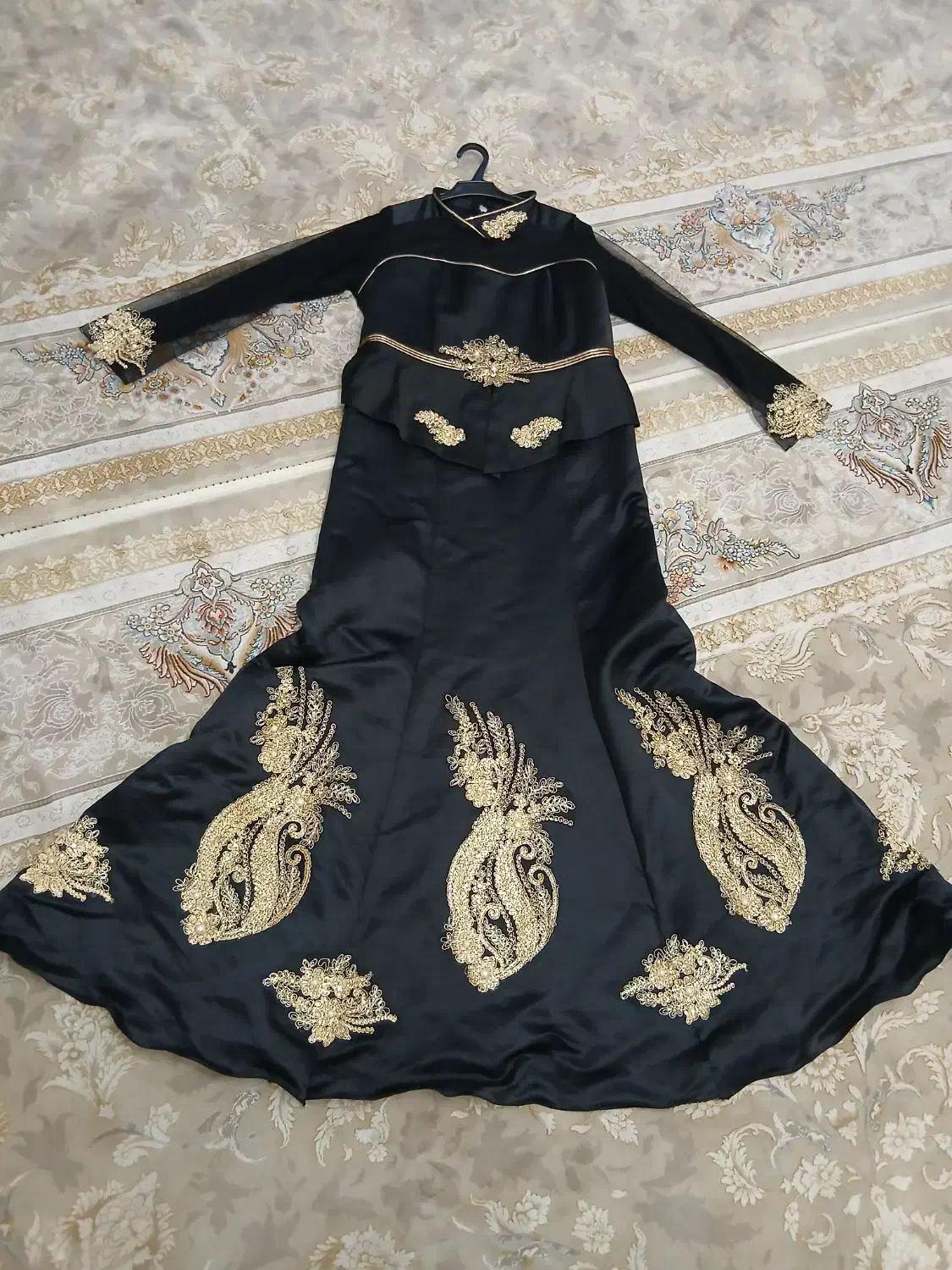 دوعدد مجلسی ۴۴،۴۶|لباس|رشت, سیا اسطلخ|دیوار