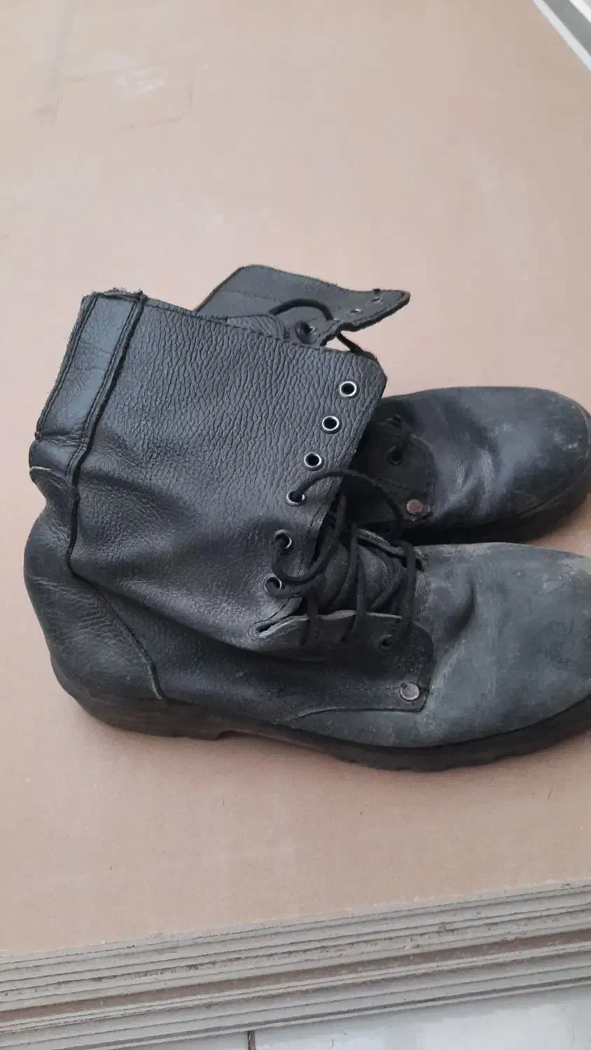 وسایل شخصی(کفش)|کیف، کفش، کمربند|تربت جام, والفجر|دیوار