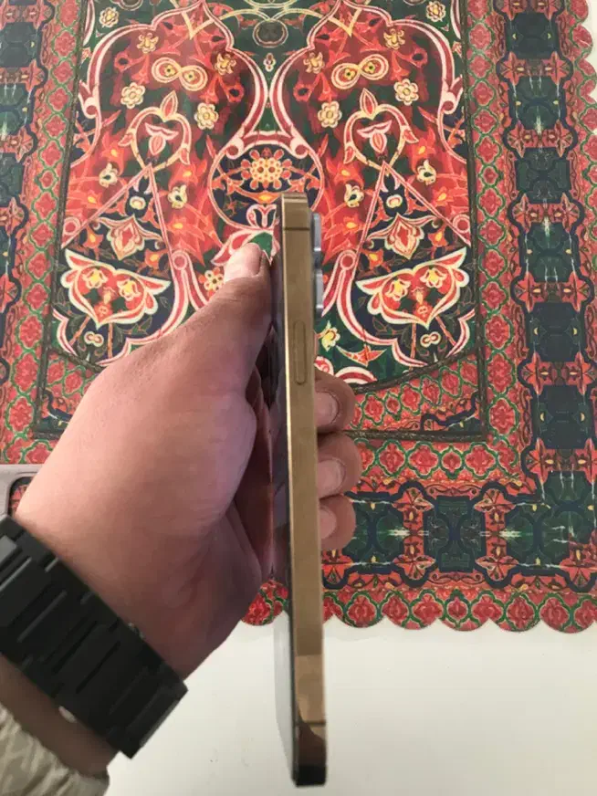 13promax رنگ گلد|موبایل|شیراز, شهرک گلستان|دیوار