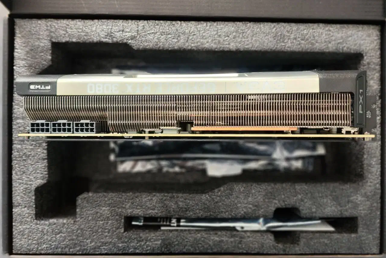 کارت گرافیک EVGA 3080 Ultra FTW3 10GB OC|قطعات و لوازم جانبی رایانه|تهران, میدان ولیعصر|دیوار