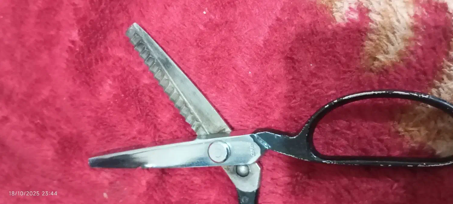 قیچی برش پارچه اصل ژاپن|لوازم خیاطی و بافتنی|ری, دیلمان|دیوار