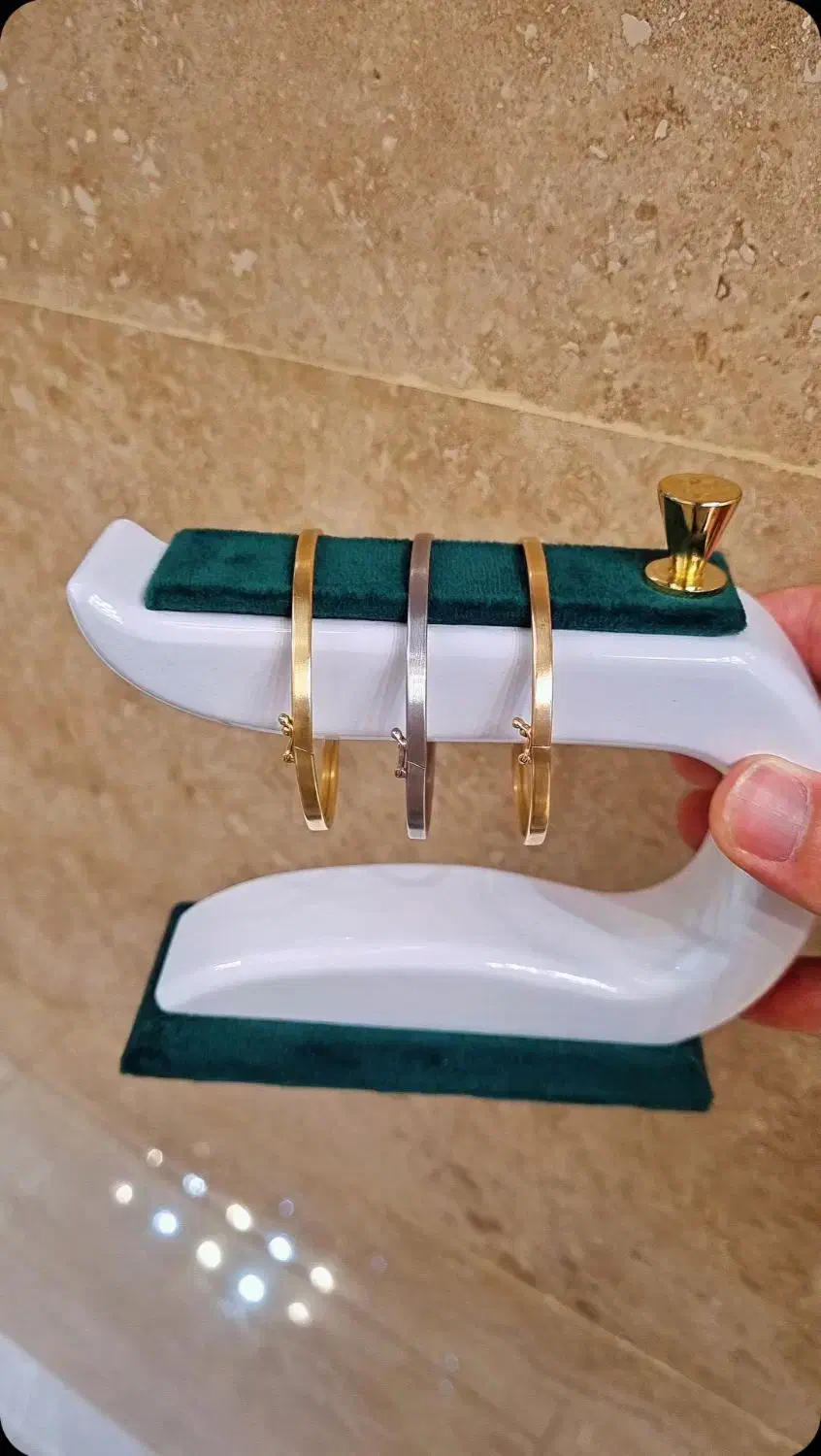 دستبند های بنگل میرور|جواهرات|شیراز, ارم|دیوار