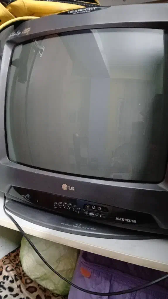 تلویزیون ال جی اصل|تلویزیون و پروژکتور|محمدشهر, شهرک پیام (مهرالبرز)|دیوار