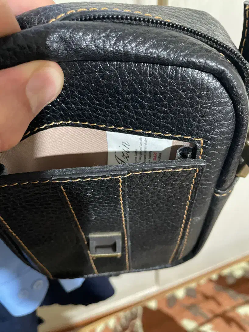 کیف تمام چرم نو اصلا استفاده نشده تمام چرم|کیف، کفش، کمربند|کرج, کمال‌شهر|دیوار