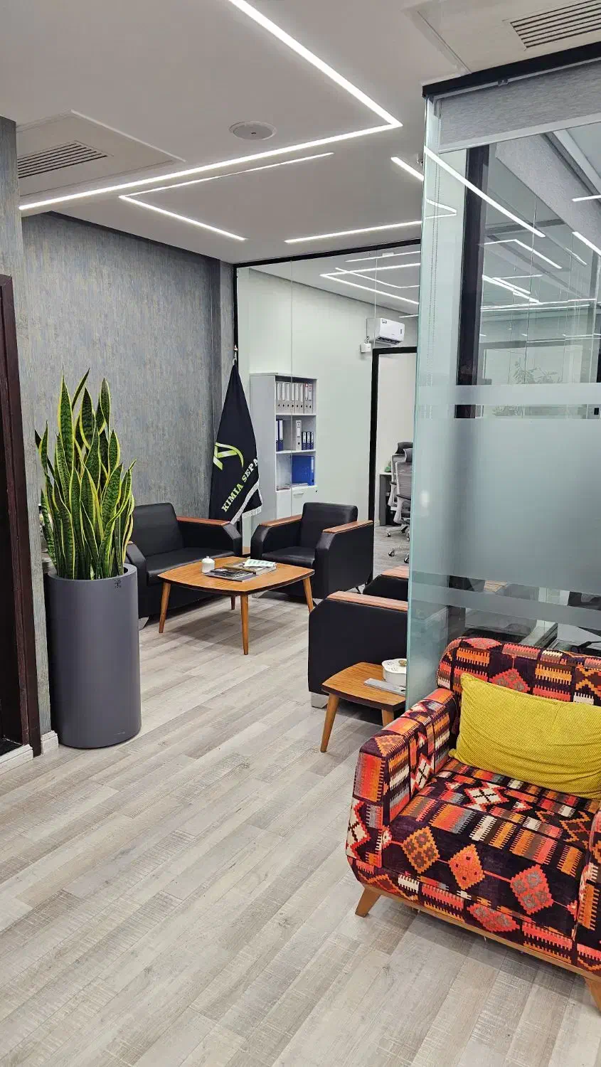 کارآموز ادمین و تولید محتوا|استخدام هنری و رسانه|تهران, ولنجک|دیوار