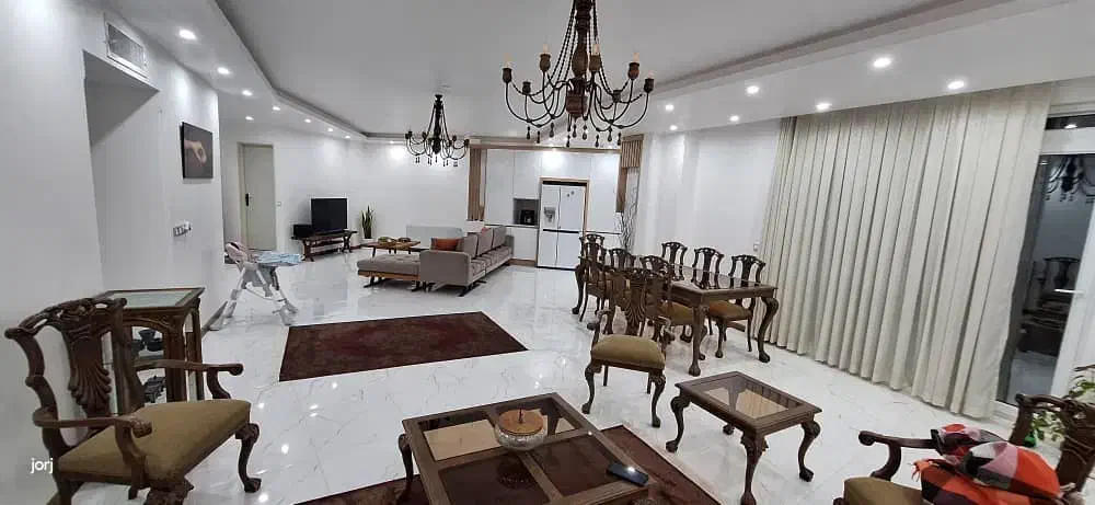 فروش آپارتمان باغ فامیلی قیمت ارزنده|فروش آپارتمان|سمنان, |دیوار