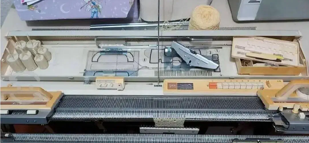 دستگاه بافندگی|لوازم خیاطی و بافتنی|قروه, |دیوار