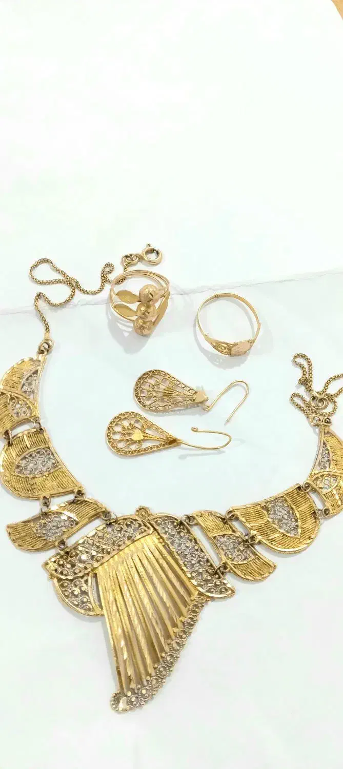 طلا|جواهرات|سده (خراسان جنوبی), |دیوار