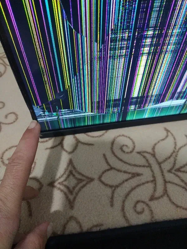 تلویزیون|تلویزیون و پروژکتور|زرندیه, |دیوار