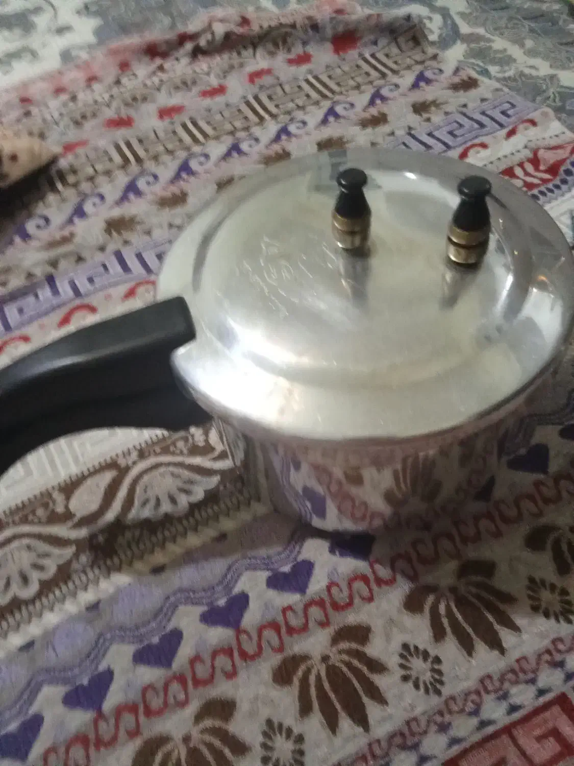 زودپز درحدنو|ظروف پخت‌وپز|فاروج, |دیوار