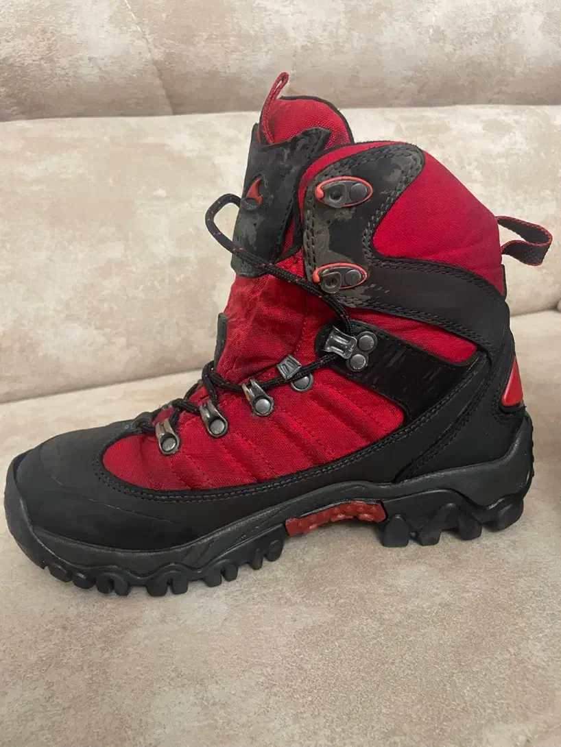 کفش کوهنوردی|کوهنوردی و کمپینگ|گرگان, |دیوار