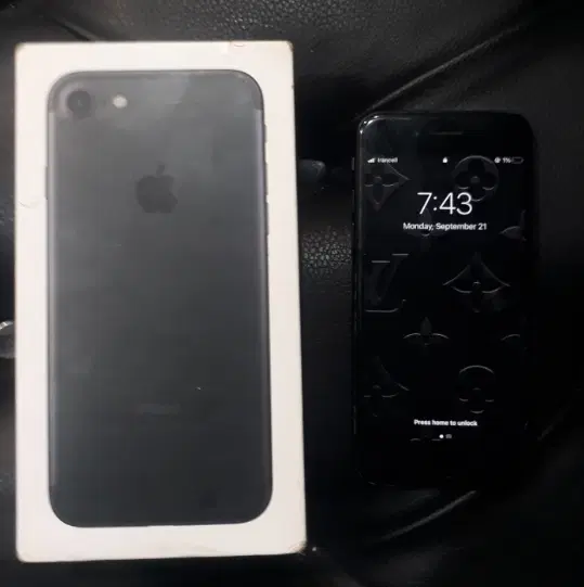 آیفون ۷ iPhone 7|موبایل|قم, بنیاد|دیوار