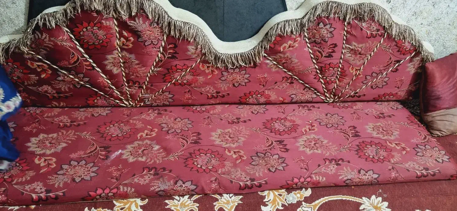 پشتی به همراه کناره|پشتی|چابهار, |دیوار