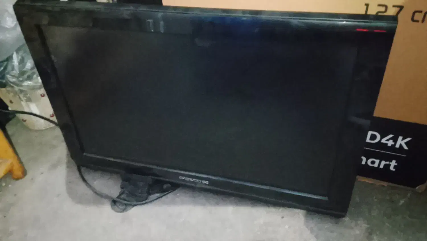 تلویزیون ال سی دی 32 دو|تلویزیون و پروژکتور|یزد, |دیوار