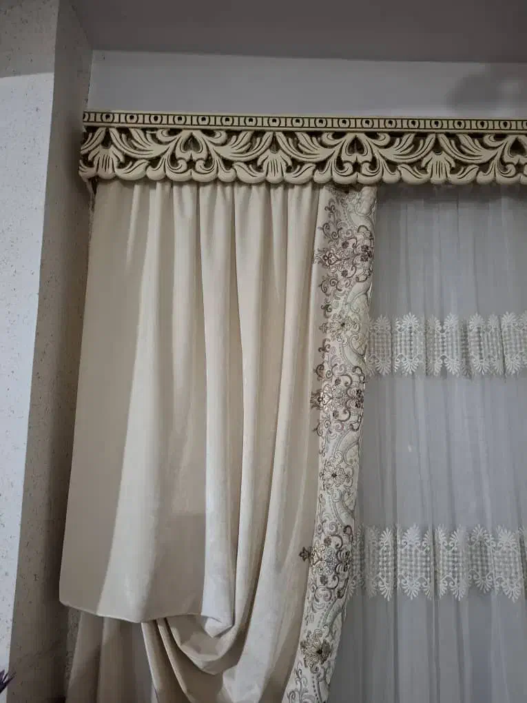 والان پرده مخمل تمیز هیچ مشکلی نداره|پرده، رانر، رومیزی|بندر انزلی, معلم|دیوار