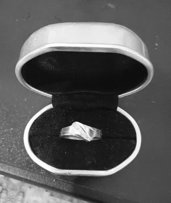 حلقه طرح طلا سفید نو|بدلیجات|فومن, |دیوار