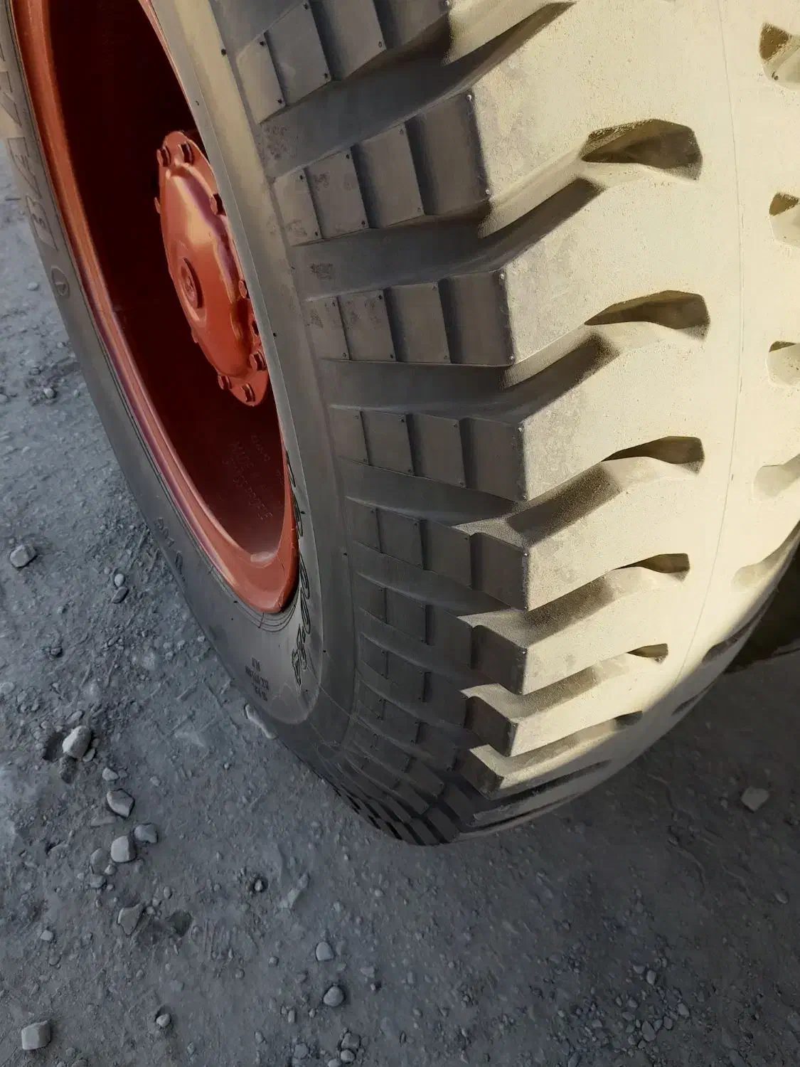 لاستیک|قطعات یدکی و لوازم جانبی|نیشابور, دربقاضی|دیوار