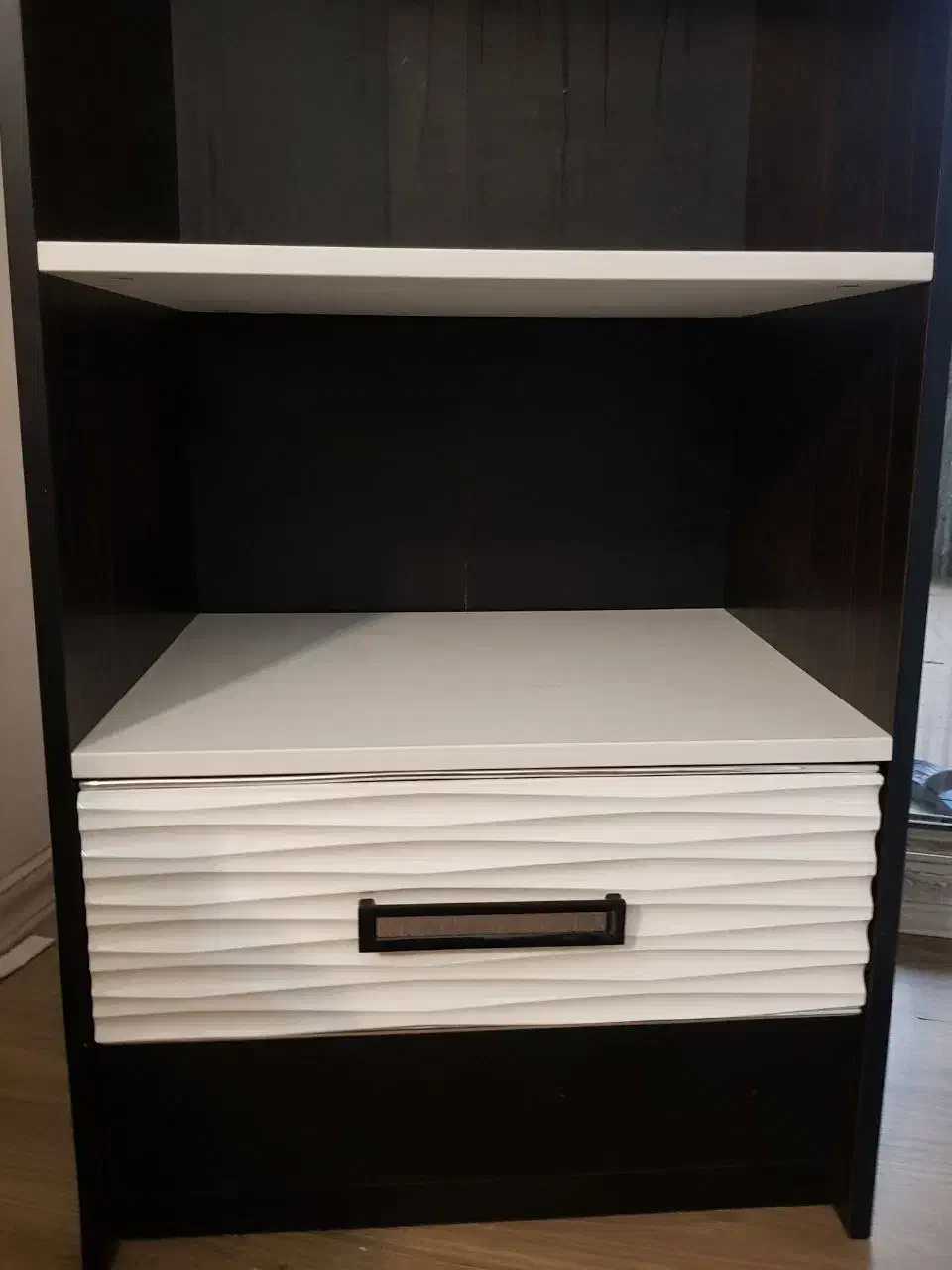 کتابخانه رنگ ونگه و سفید|کتابخانه، شلف، قفسه‌های دیواری|شیراز, تلخ داش|دیوار